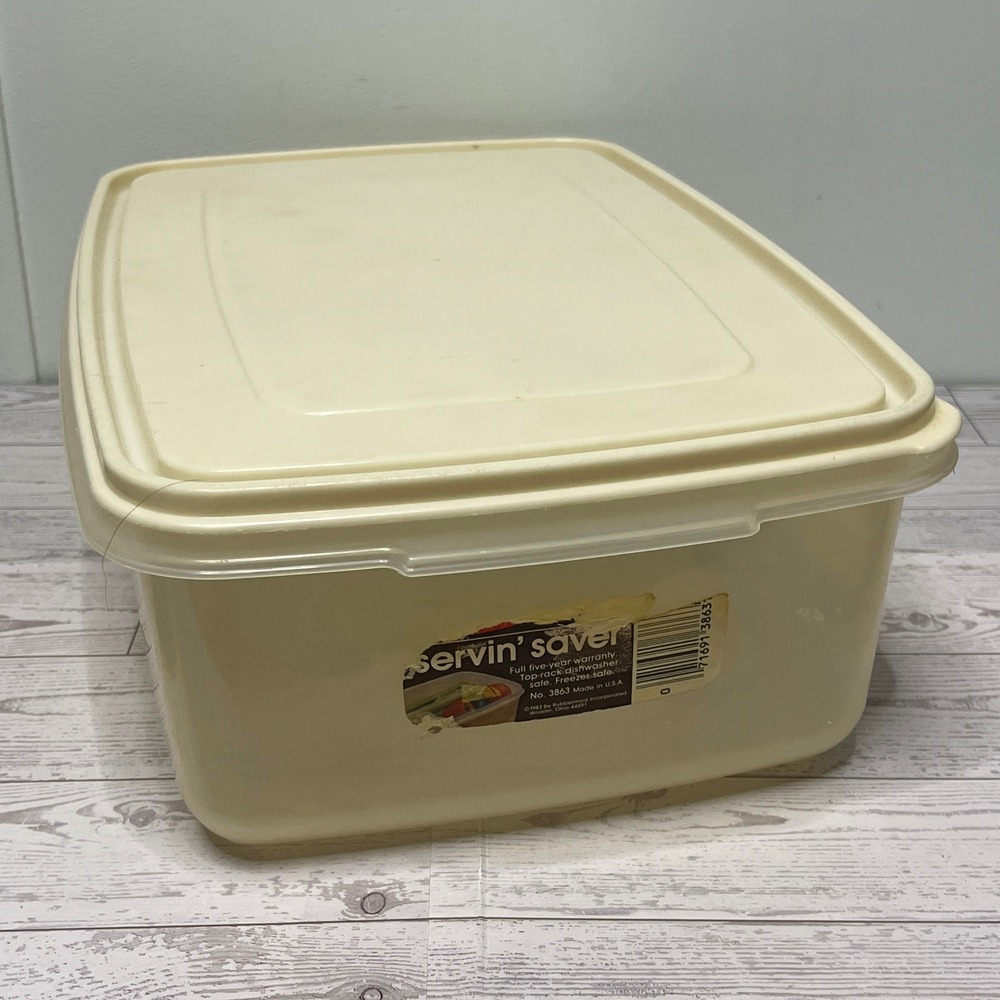 Vintage Rubbermaid Servin Saver 33 Cup 7.8L Rectangular Container 3863 Almond